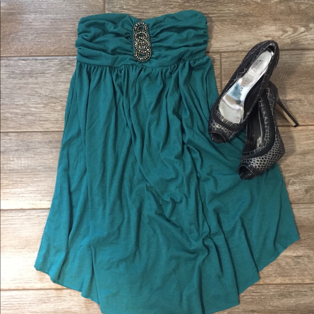 Strapless dress